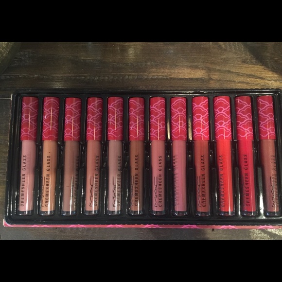 mac lipstick vault
